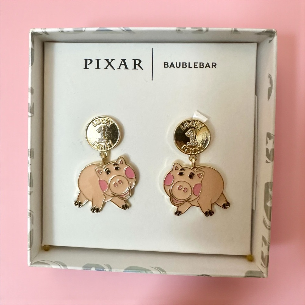BaubleBar Pixar Pig Lucky #1 Penny Earrings‎ - Pink and Gold New In Gift Box - Picture 4 of 5